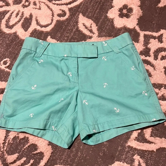 J crew 100% cotton shorts. Anchors. Excellent condition.  Size 8 - Picture 1 of 3